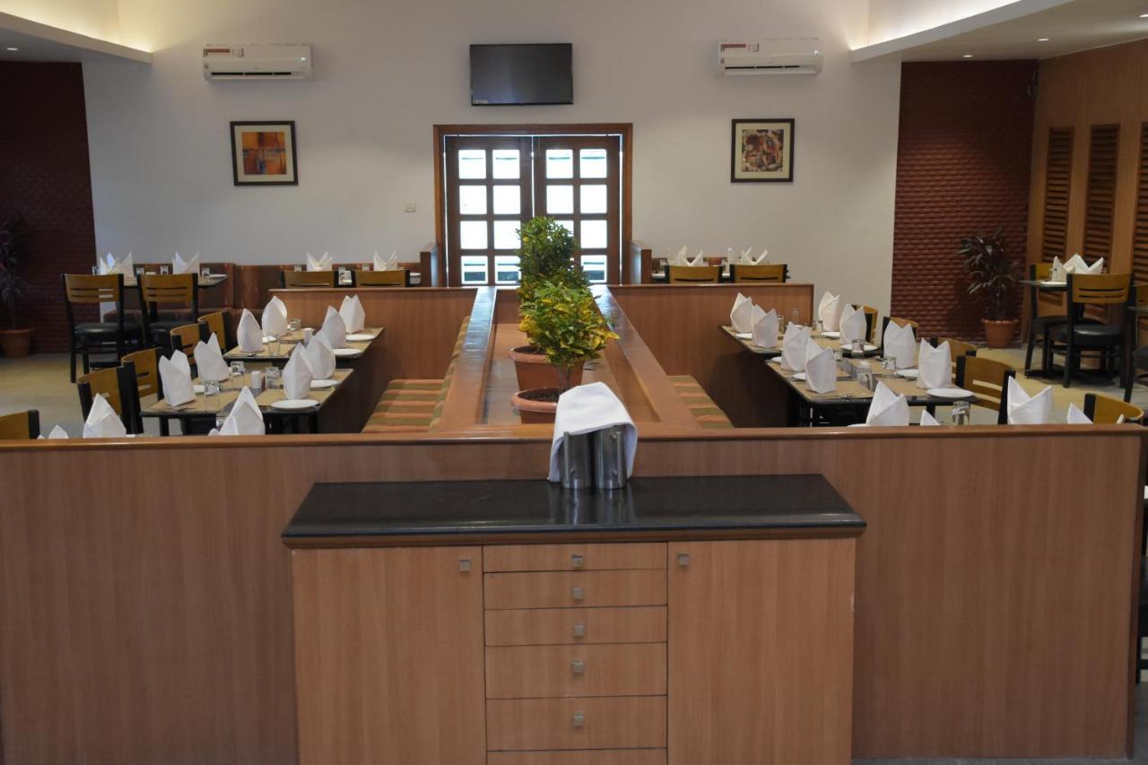 The Fern Sardar Sarovar Resort Kevadia, Gujarat Exterior photo